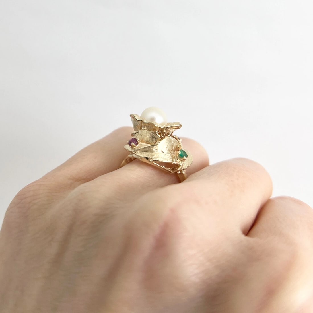 Vintage 1950's Pearl Ruby Emerald Cocktail Ring 14K Yellow Gold, 6.49 Grams - 6