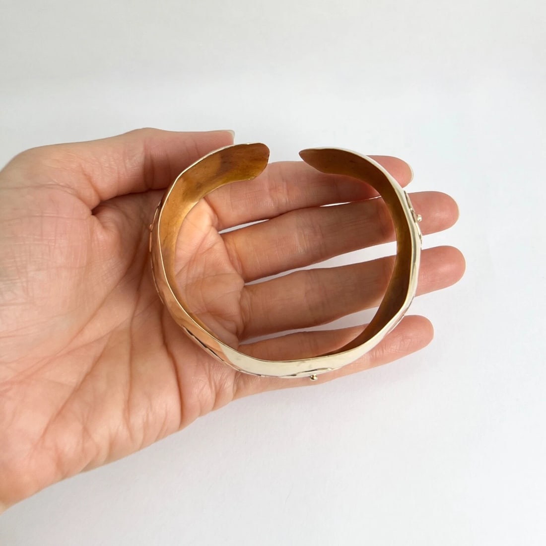 Vintage 1950's Handmade Flower Cuff Bangle Bracelet 10K Yellow Gold, 28.60 Grams - 7