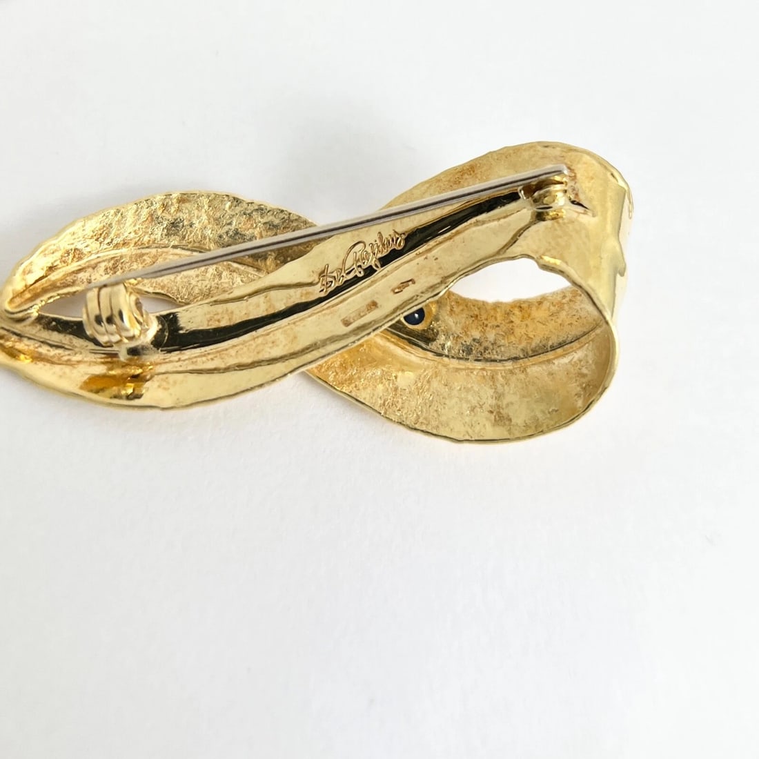 Vintage De Rejilus Sapphire Ribbon Brooch Pin 18K Yellow Gold, 6.29 Gr - 10