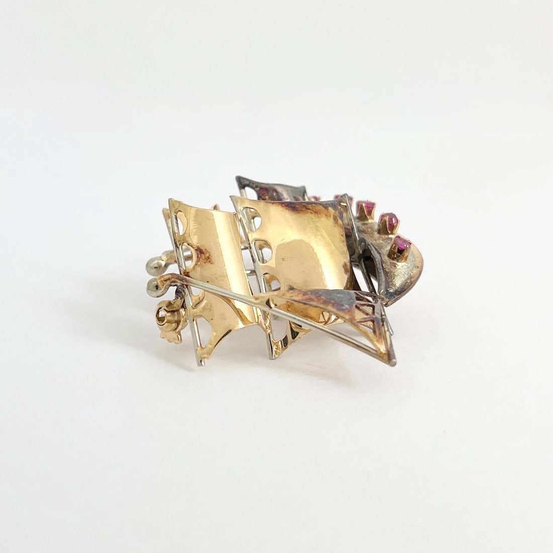 Vintage 1940's Ruby Sailing Ship Boat Brooch 18K Yellow Gold, 10.56 Grams - 6