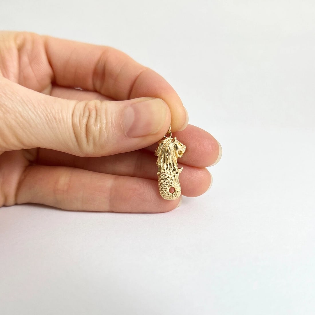 Vintage 1970's Merlion Mermaid Lion Pendant Charm 14K Yellow Gold, 5.40 Grams - 4