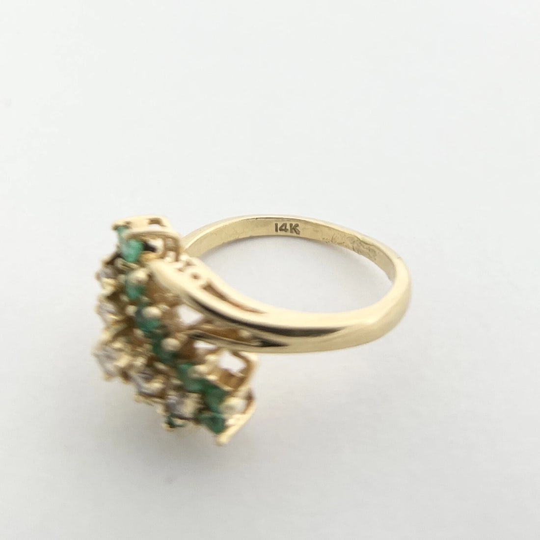Vintage Green Emerald Diamond Cluster Cocktail Ring 14K Yellow Gold, 3.23 Grams - 9