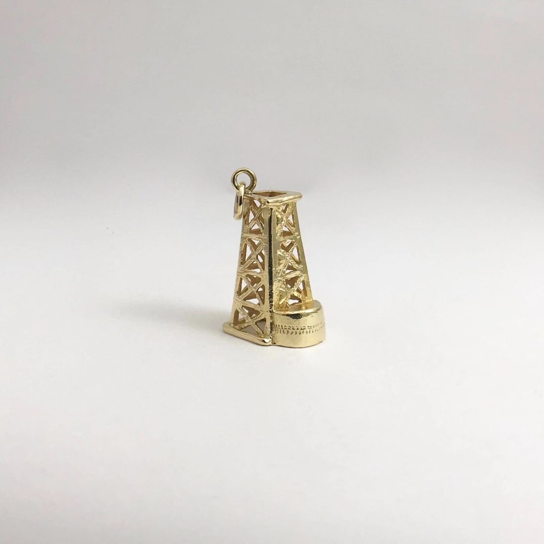 Vintage Oil Rig Tower Bracelet Charm Necklace Pendant 18K Yellow Gold, 3.59 Gram - 8
