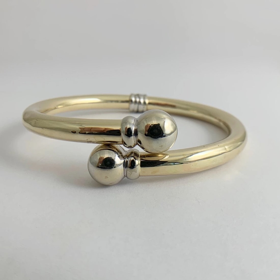 Vintage 1970's Two-Tone Wrap Bangle Bracelet 14K Yellow White Gold, 15.25 Grams - 8