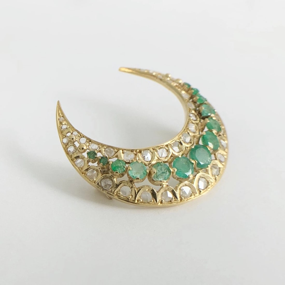 Antique Victorian Emerald Diamond Crescent Moon Brooch Pin 18K Gold, 7.73 Grams - 7