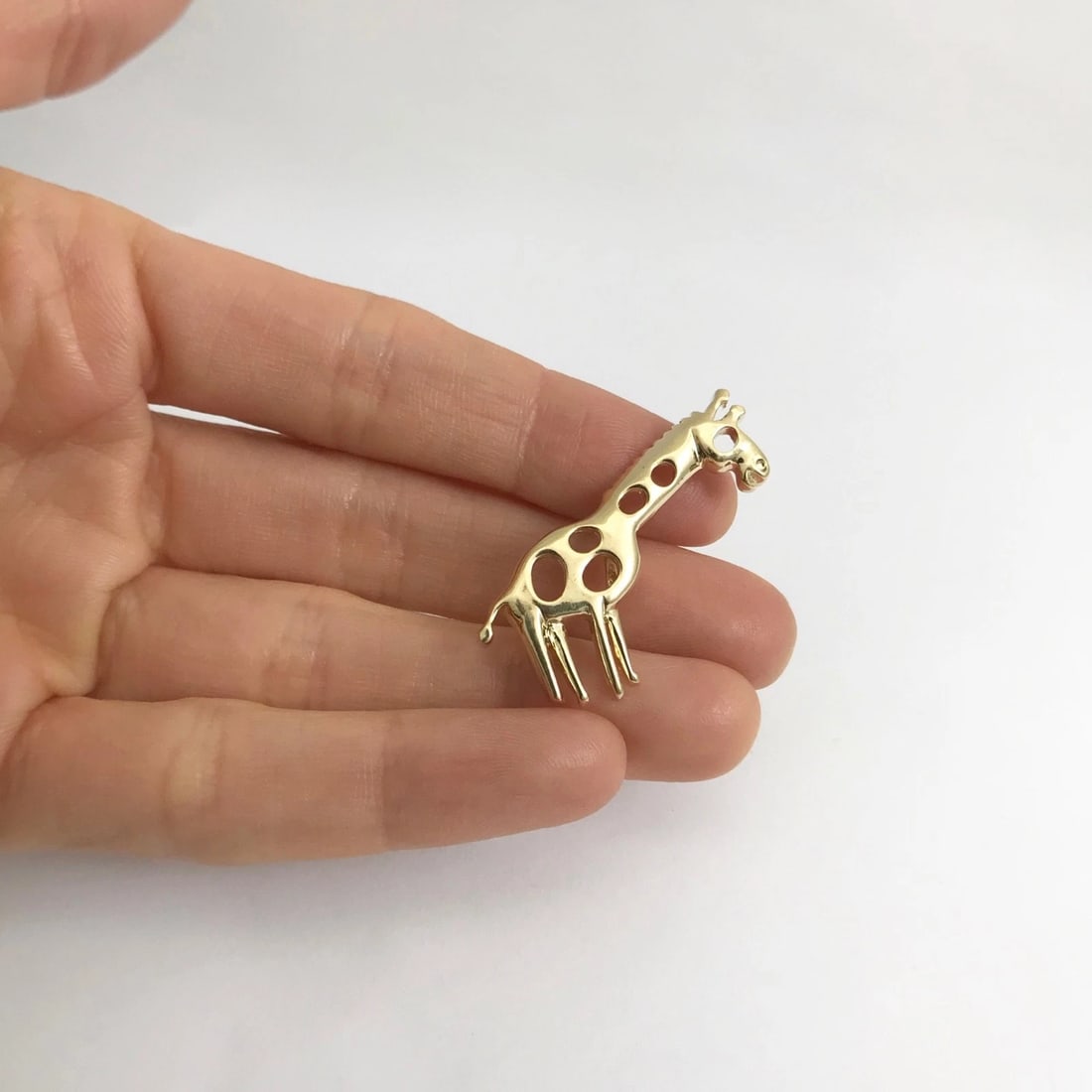 Vintage Giraffe Animal Necklace Pendant 12K Yellow Gold, 3.77 Grams - 3