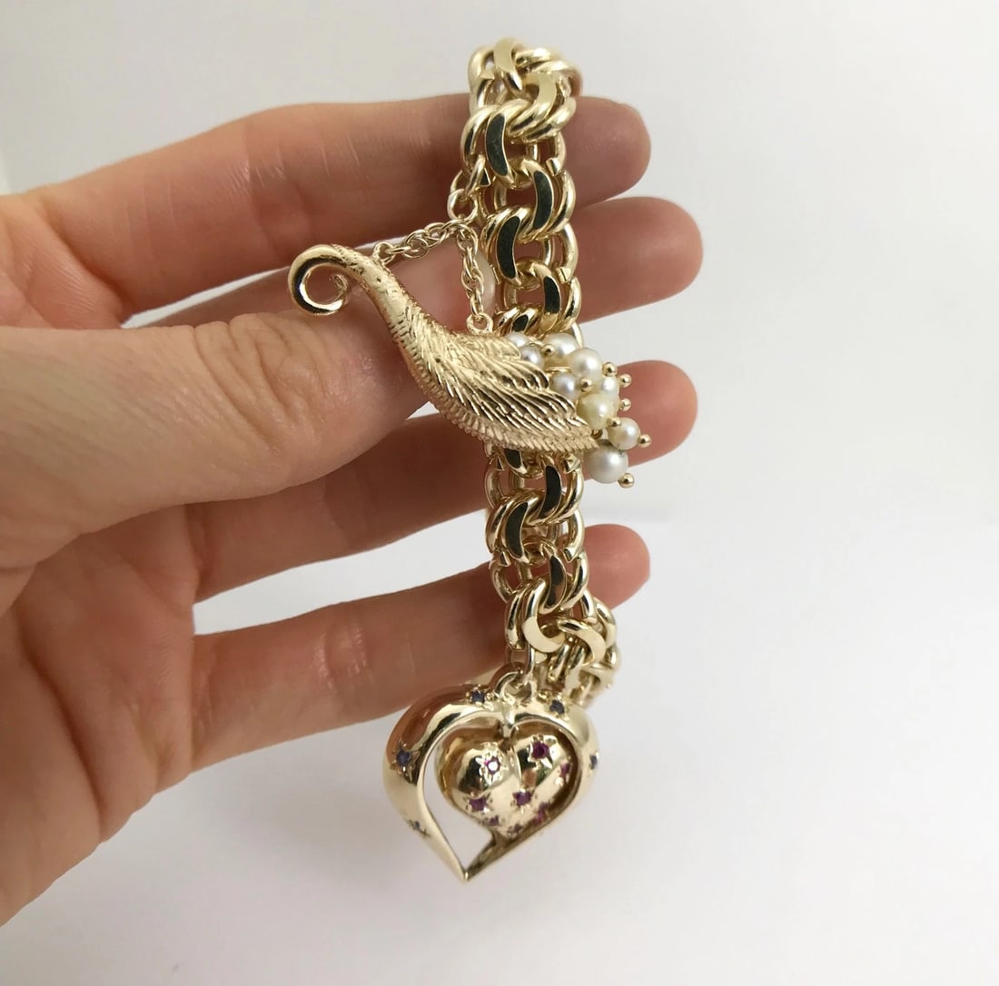 Vintage 1960's Pearl Dreamcatcher Heart Charm Bracelet 14K Yellow Gold, 81.9 Gr - 3