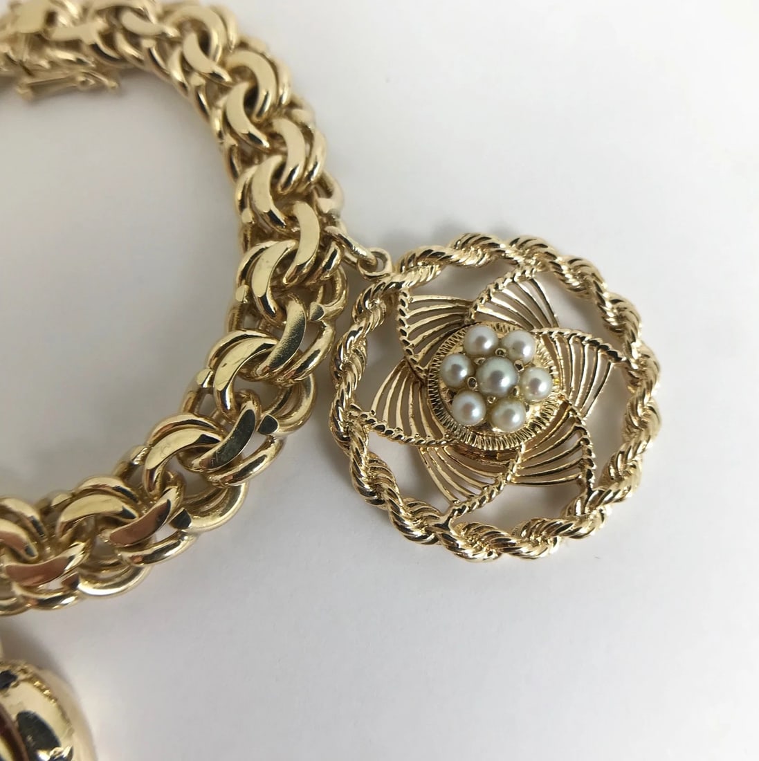 Vintage 1960's Pearl Dreamcatcher Heart Charm Bracelet 14K Yellow Gold, 81.9 Gr - 9