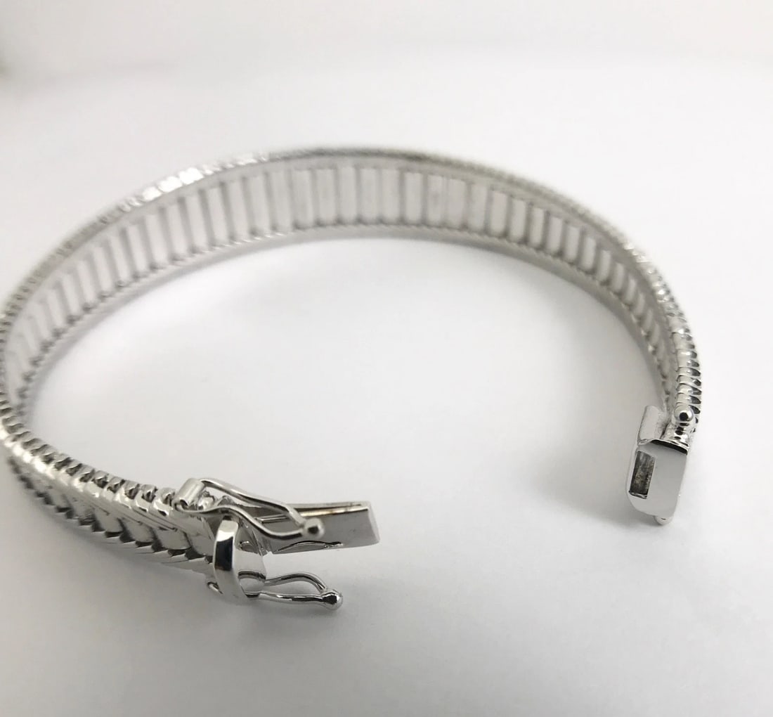 Vintage Blue Sapphire Diamond Wide Flex Bracelet 14K White Gold, 32.22 Grams - 13