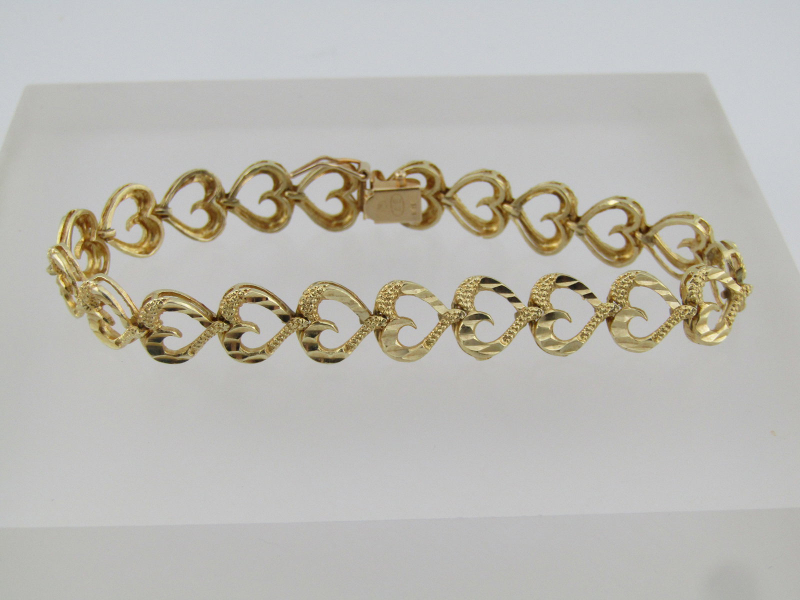 Vintage 14kt Heart Link Bracelet, 7.25", 1980's-1990's, Signed AE: Title:Vintage 14kt Heart Link Bracelet, 7.25", 1980's-1990's, Signed AE Description:Vintage 14kt Heart Link Bracelet, 7.25", 1980's-1990's, Signed AE. This bracelet is appx. 9.5mm wide. It is signed