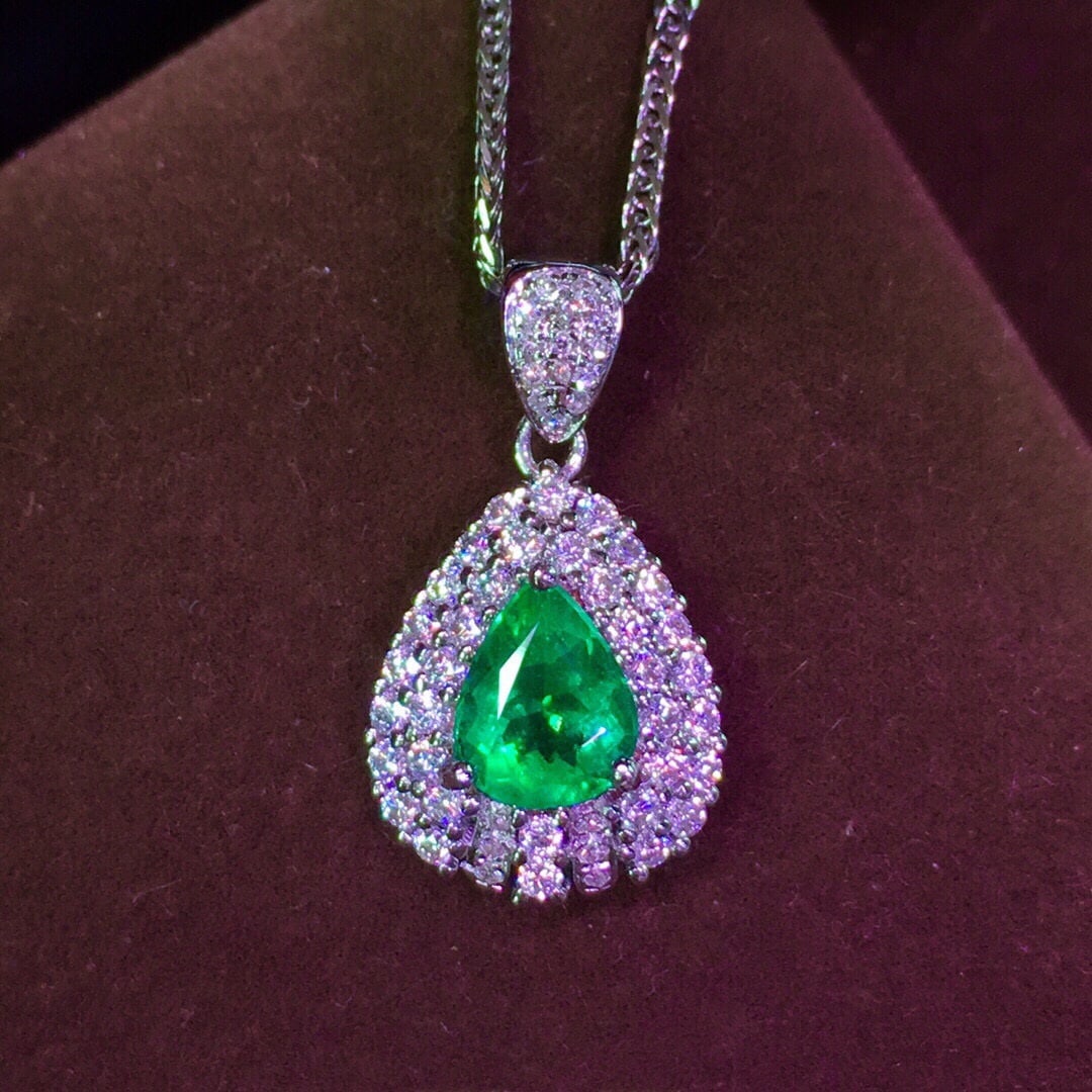 14K GOLD 0.8 CT VIVID GREEN NATURAL EMERALD & DIAMOND PENDANT - 5