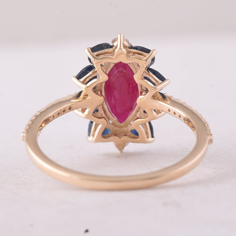 2.56 Ct Marquise Ruby 9K Gold Ring - 3