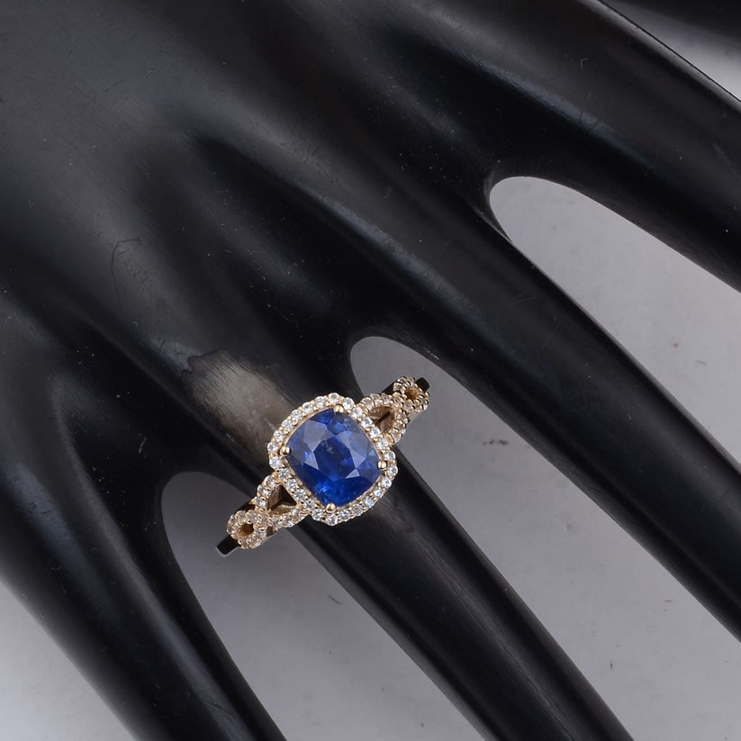 2.13 Ct Cushion Sapphire 9K Gold Ring - 2