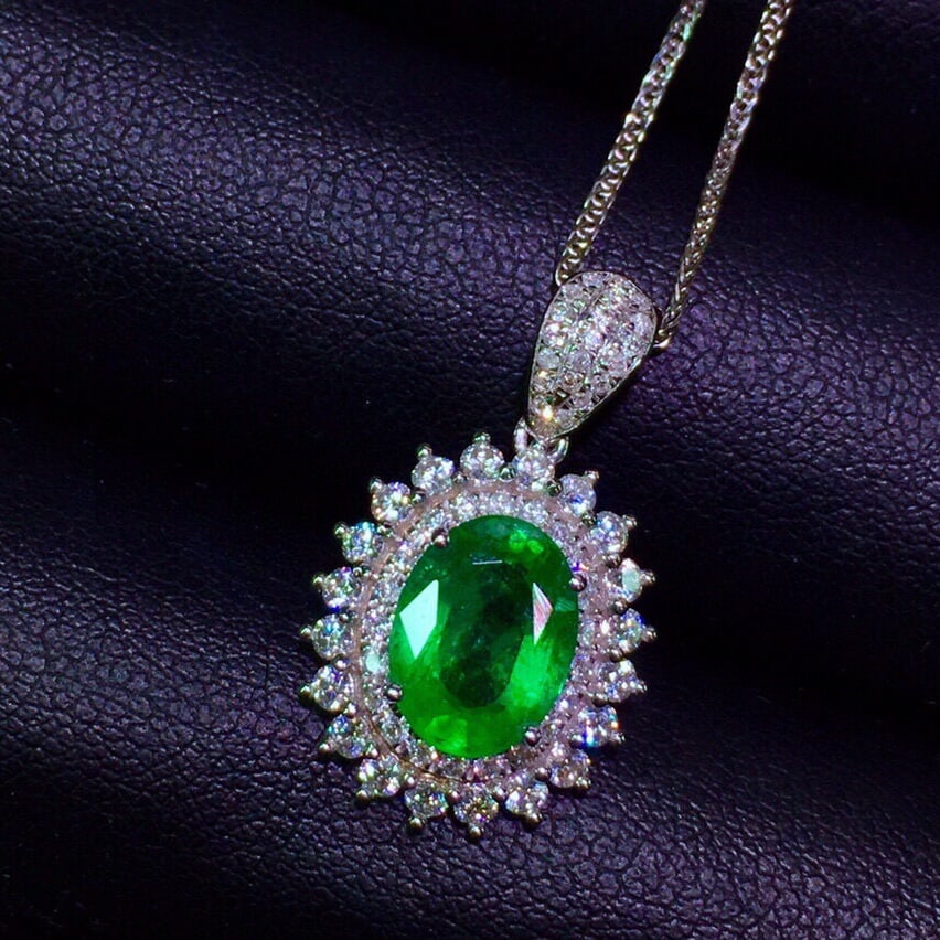 14K GOLD 1.9 CT VIVID GREEN NATURAL EMERALD & DIAMOND PENDANT - 2