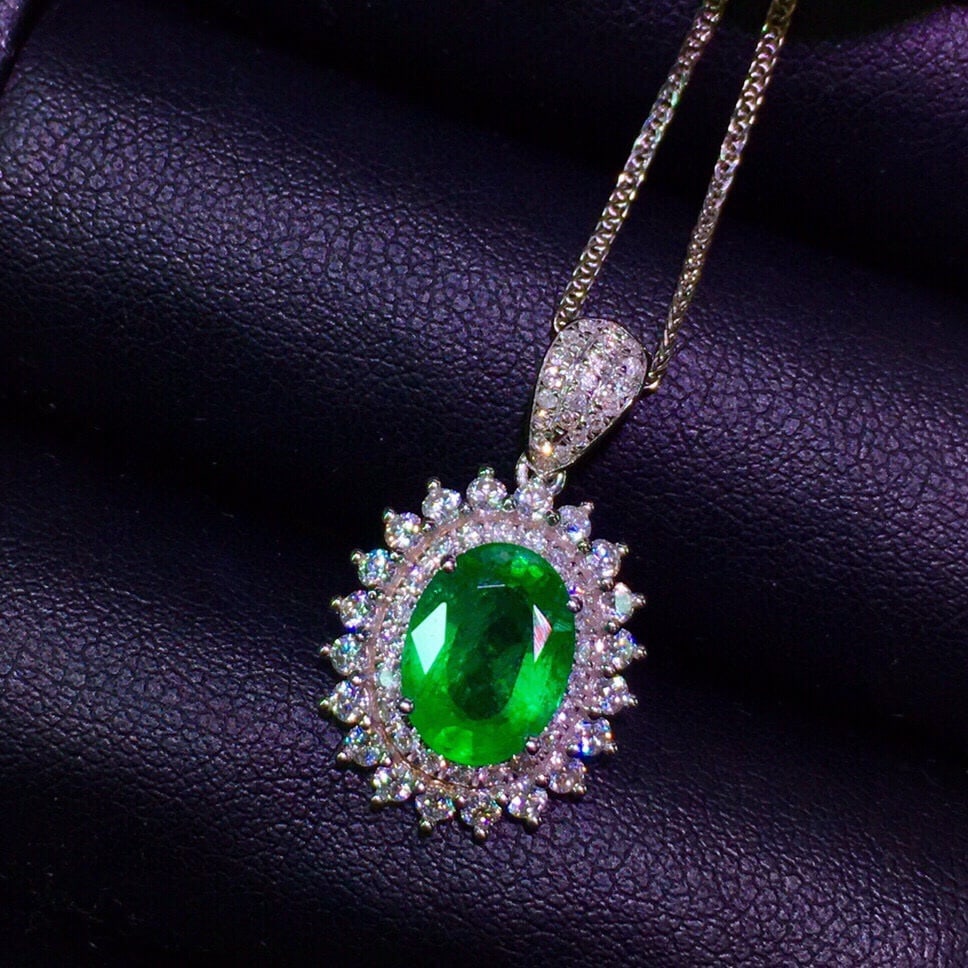 14K GOLD 1.9 CT VIVID GREEN NATURAL EMERALD & DIAMOND PENDANT - 4