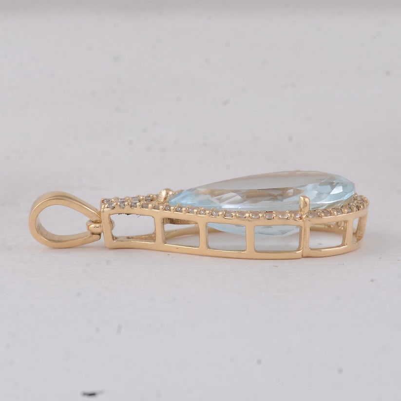 3.84 Ct Pear Aquamarine 9K Gold Pendant - 3