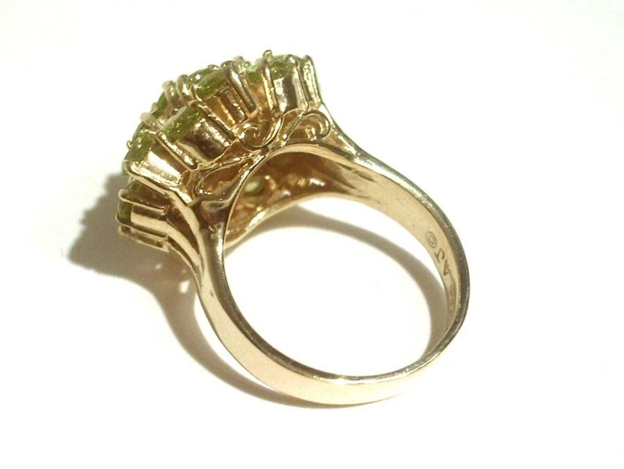 Round Cluster Sterling Silver and 18 kt Gold Vermeil Cocktail Ring with Faceted - 4