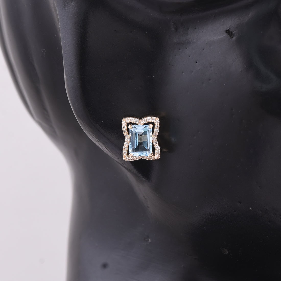 2.59 Ct Octagon Blue Topaz 9K Gold Earrings - 2