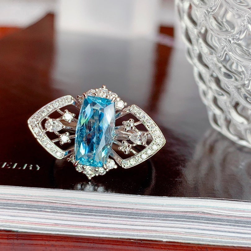 14K GOLD 2.50 CTW NATURAL AQUAMARINE & DIAMOND RING - 3