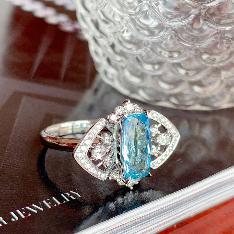 14K GOLD 2.50 CTW NATURAL AQUAMARINE & DIAMOND RING - 4