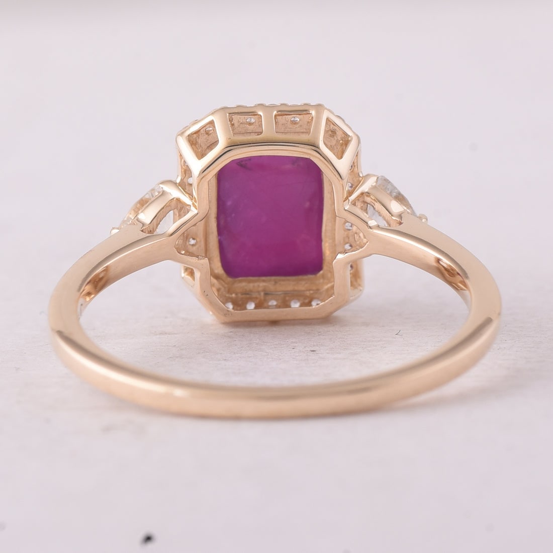 2.94 Ct Octagon Ruby 9K Gold Ring - 3