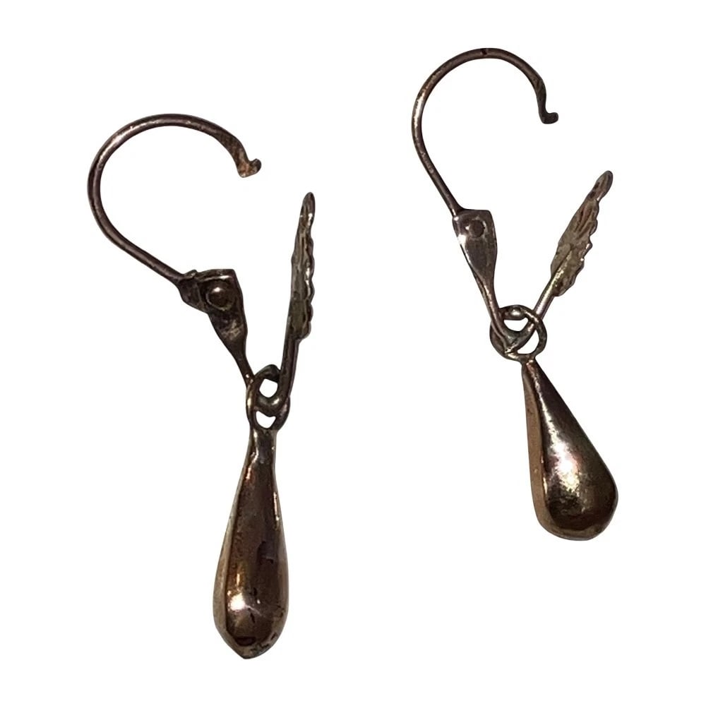 9 KT Gold Mexican Hand Made Flower Drop Earrings - 8
