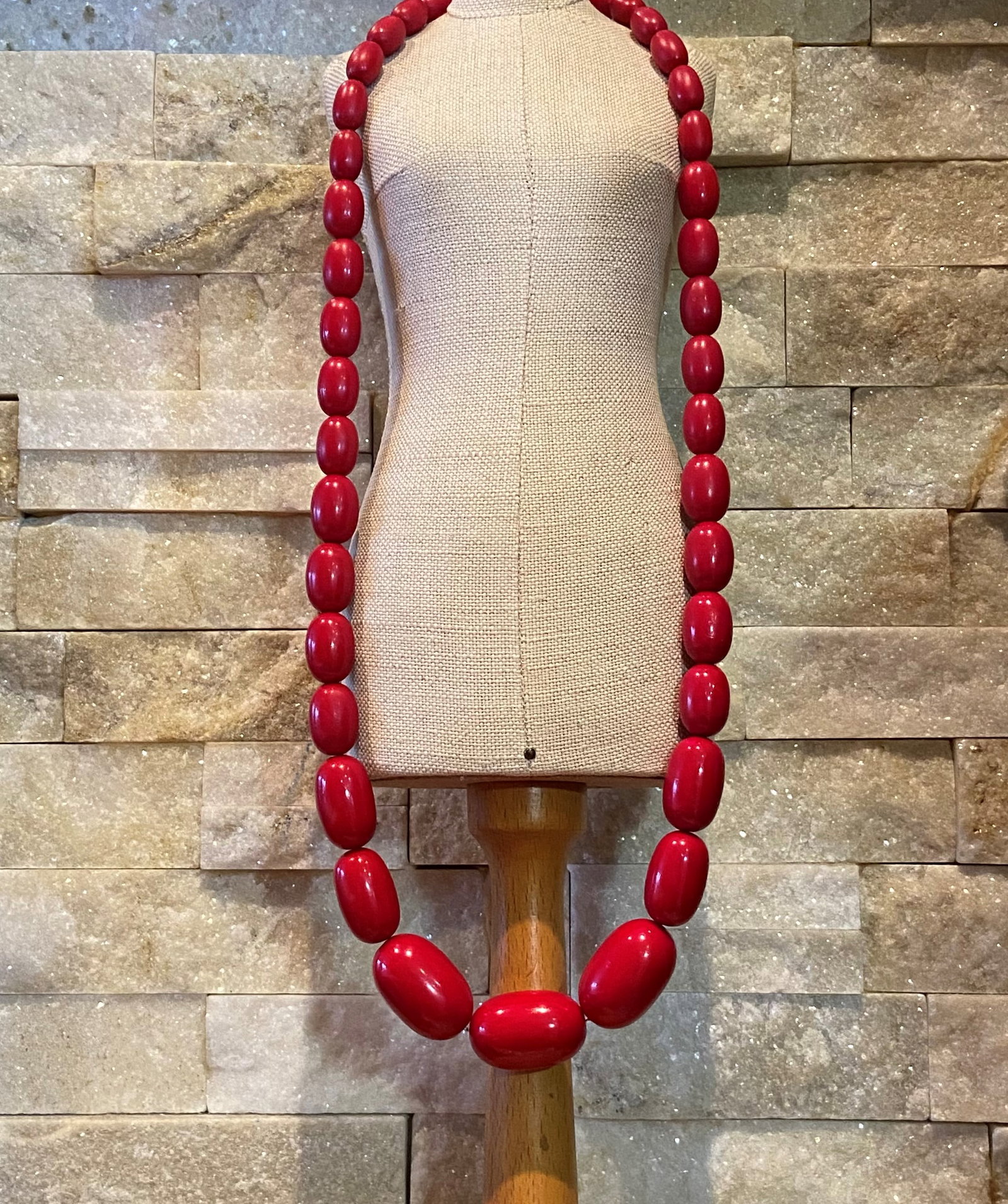 Art Deco Cherry Amber Early Plastic Antique Original "WIRE STRUNG" Faturan Graduated Bead Necklace - 2