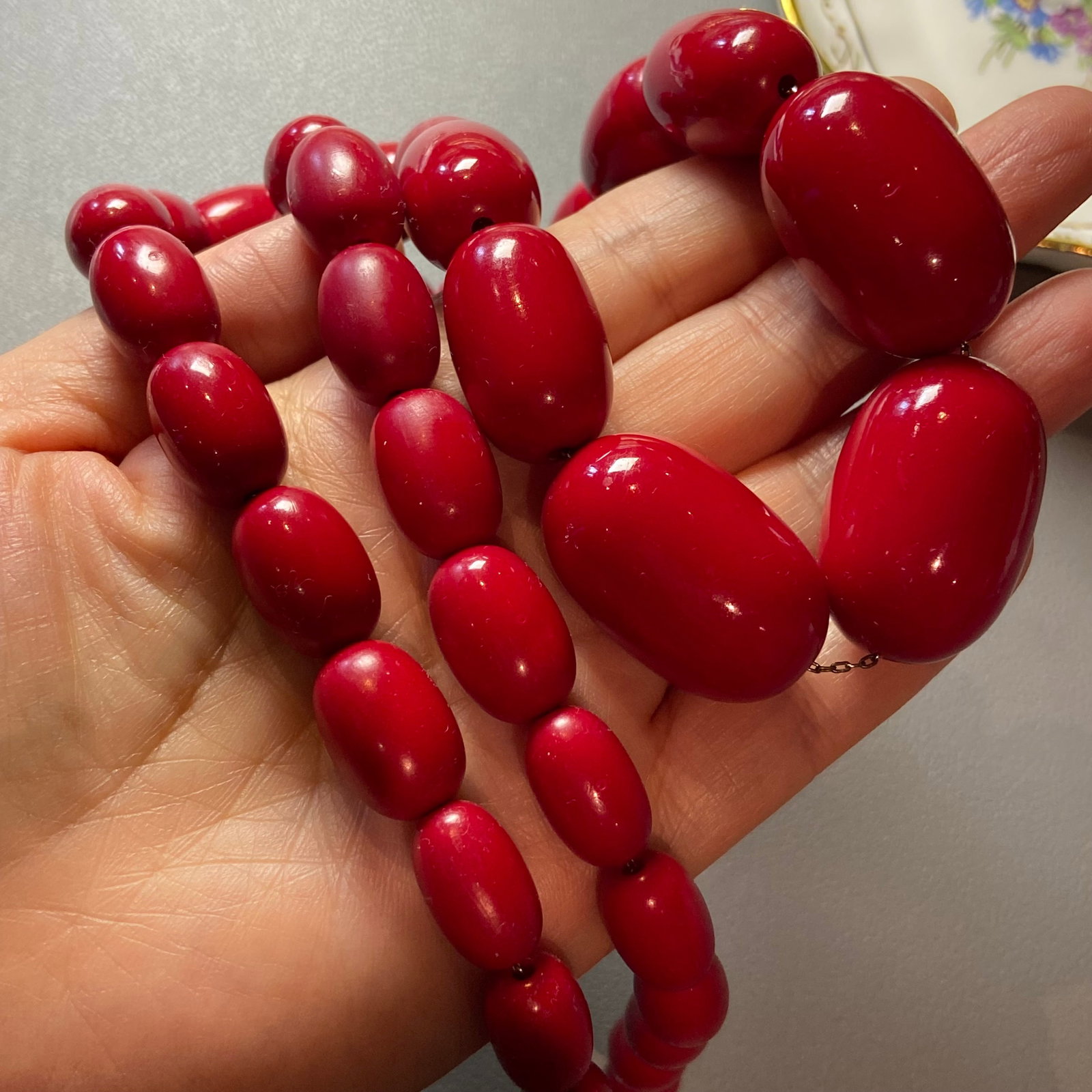 Art Deco Cherry Amber Early Plastic Antique Original "WIRE STRUNG" Faturan Graduated Bead Necklace - 9