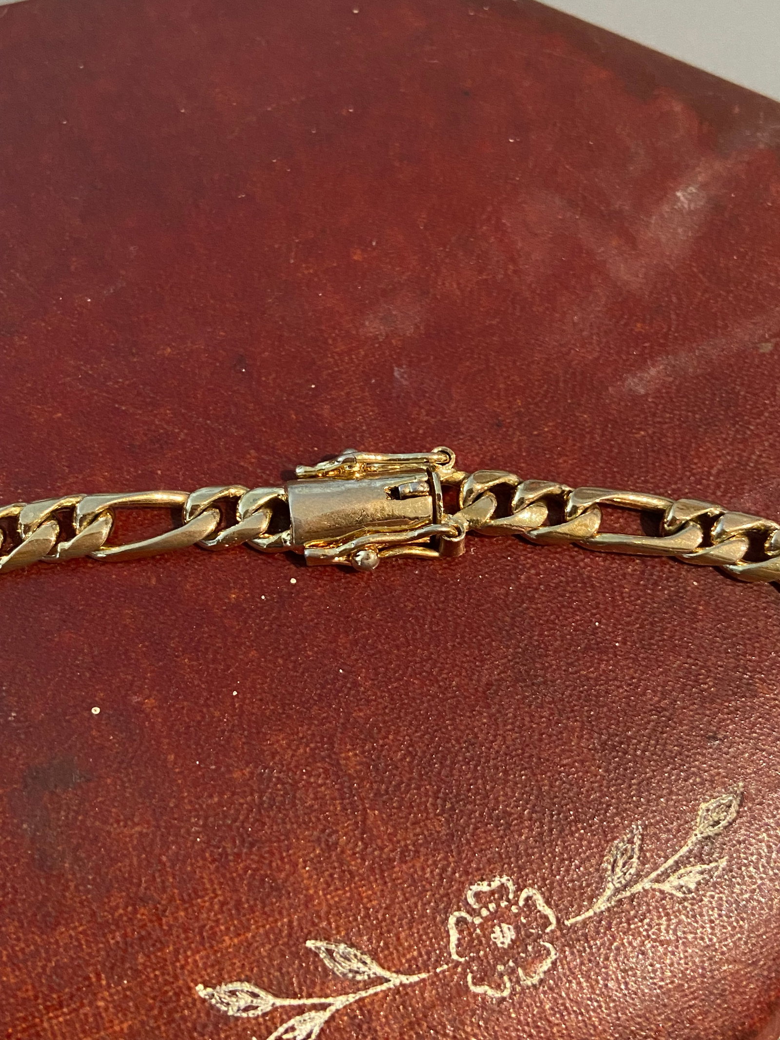 The Dante 24kt gold-plated Vintage Figaro chain necklace - 6