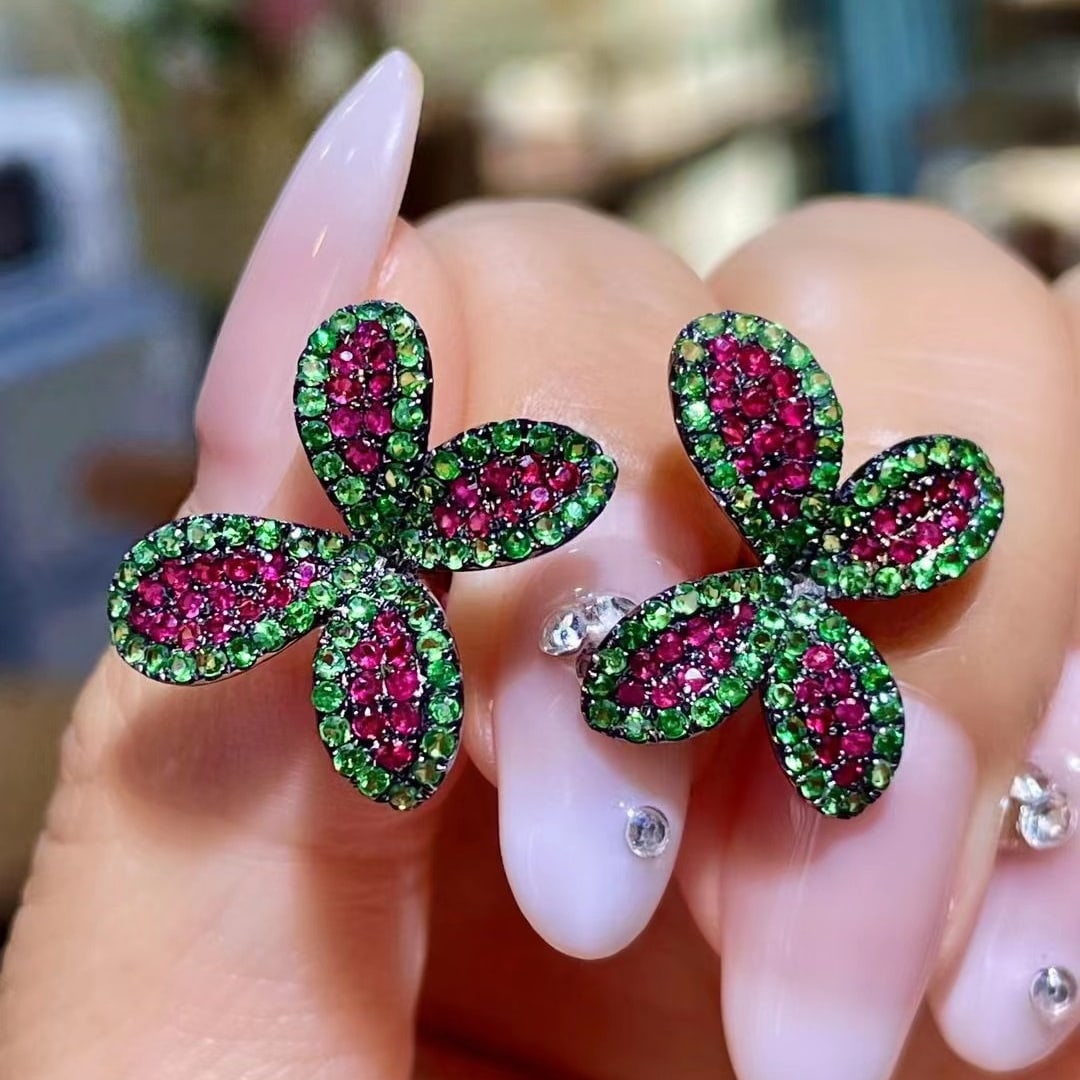 14K GOLD 1.52 CTW NATURAL TSAVORITE & RUBY EARRINGS - 2