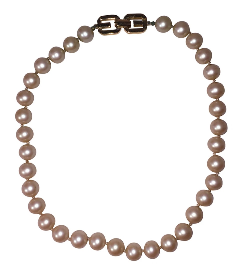 Givenchy Simulated Pearl Necklace with GG Monogram Clasp - 4