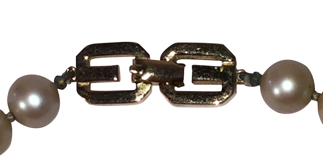 Givenchy Simulated Pearl Necklace with GG Monogram Clasp - 5