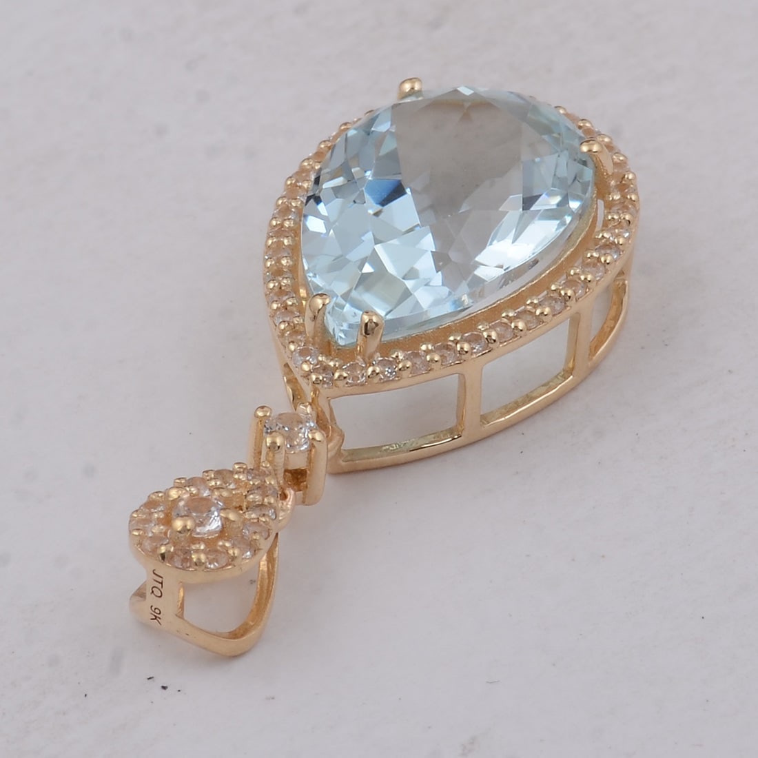 3.97 Ct Pear Aquamarine 9K Gold Pendant - 4