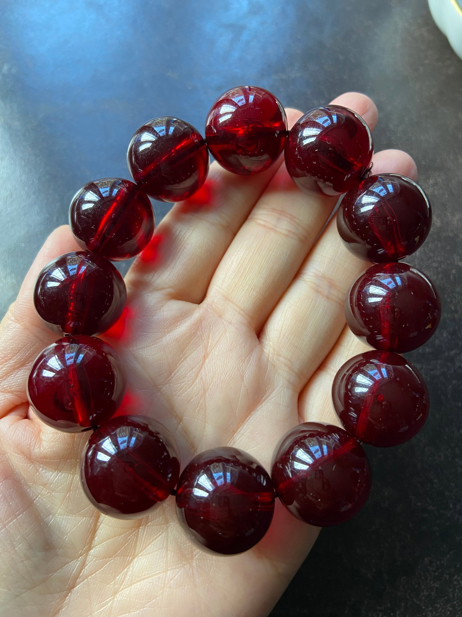 20mm Vintage Cherry Amber-like Beads Elastic Bracelet - 6