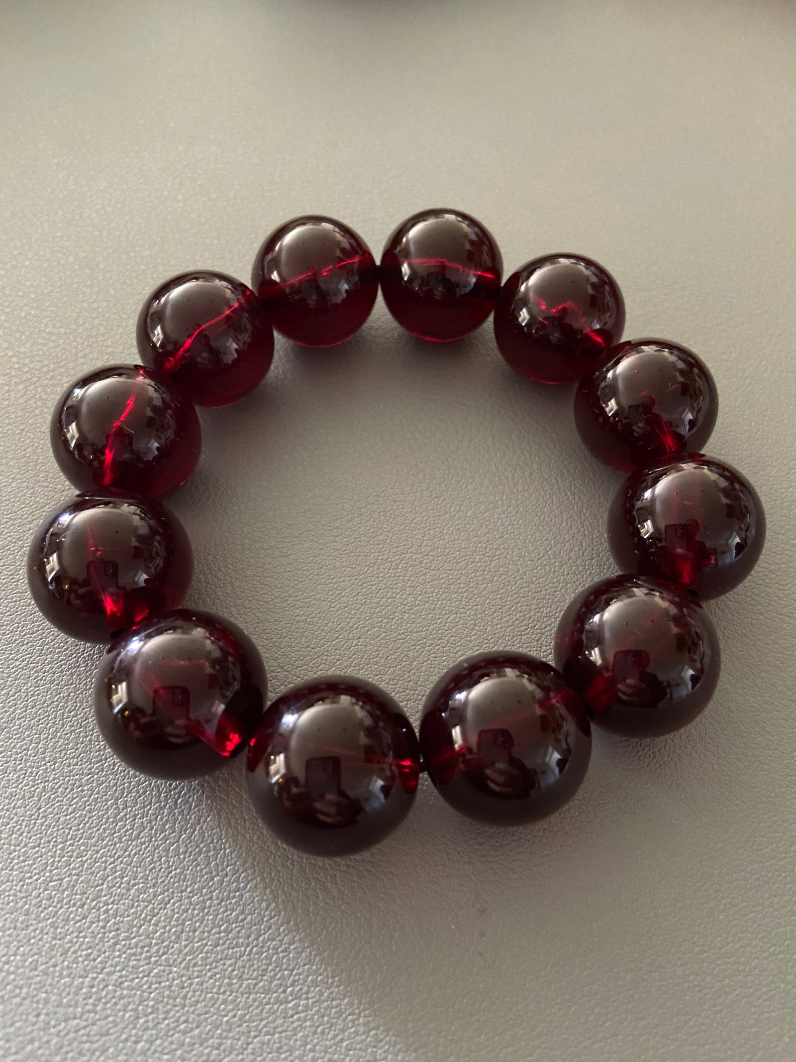 20mm Vintage Cherry Amber-like Beads Elastic Bracelet - 7