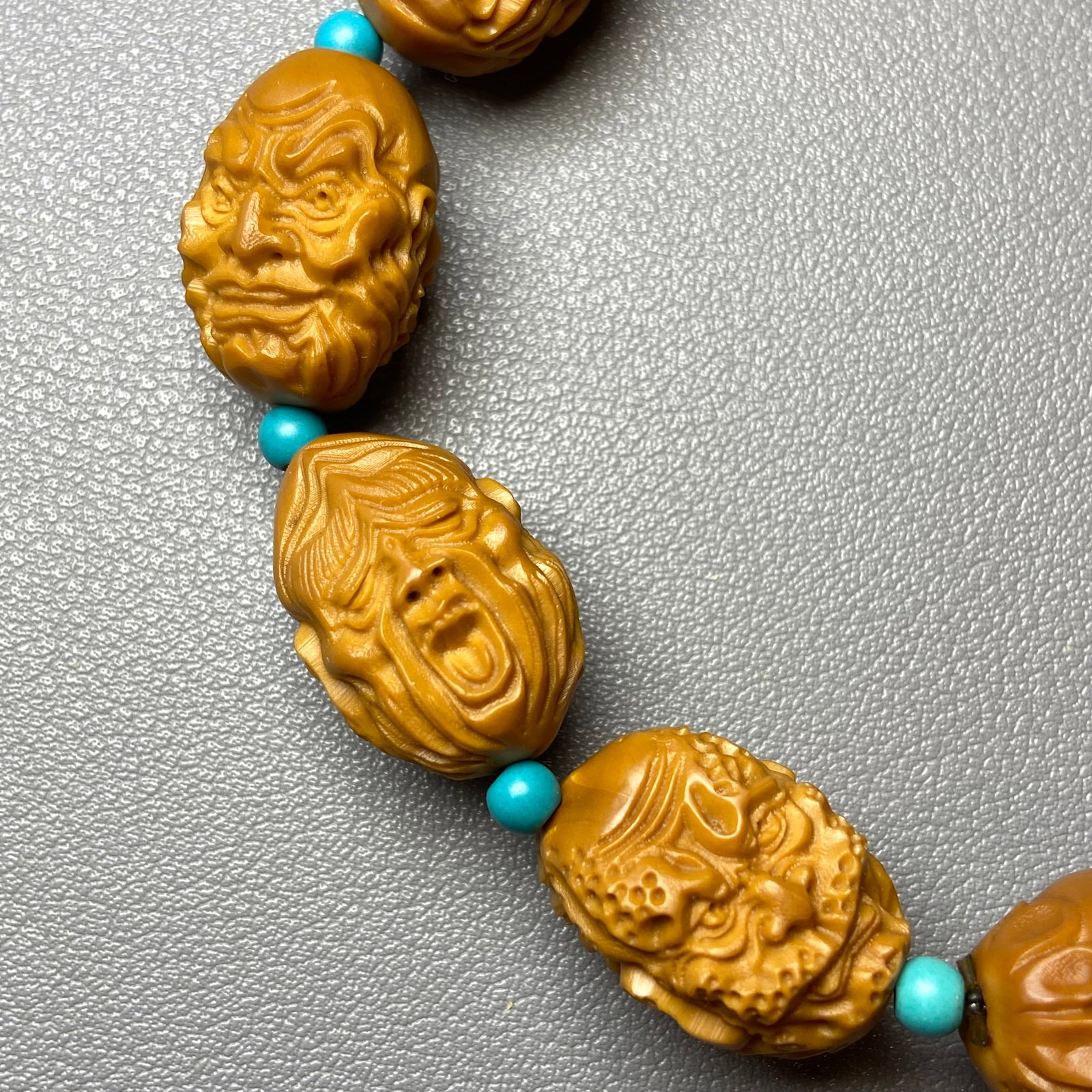 Chinese Olive Pit Hand Carved Double-sided 18 Arhat Bracelet Buddha Amulet - 4