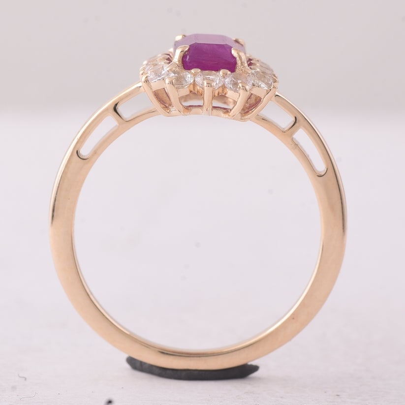 1.93 Ct Octagon Ruby 9K Gold Ring - 4