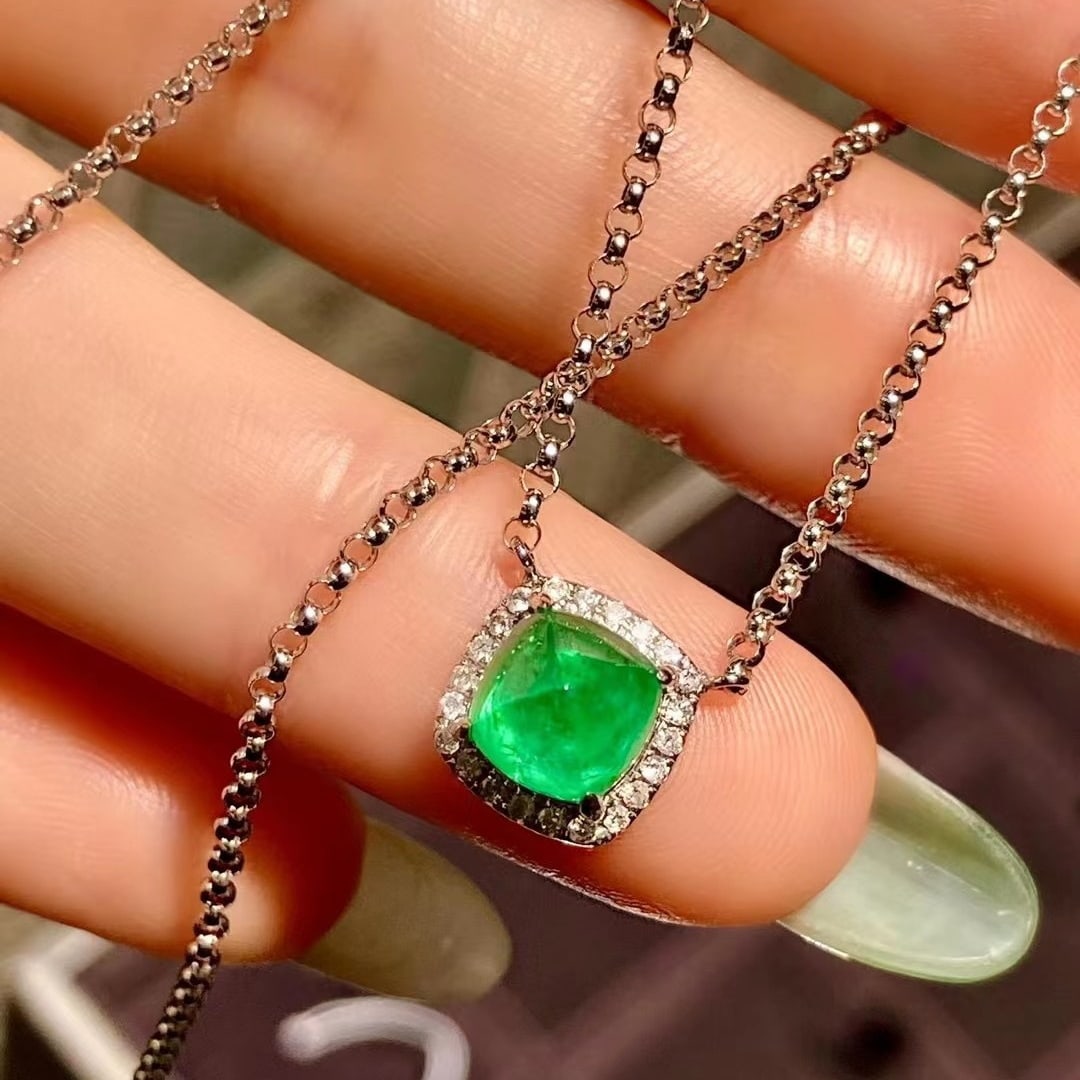 14K GOLD 1.50 CT VIVID GREEN NATURAL EMERALD & DIAMOND NECKLACE - 2