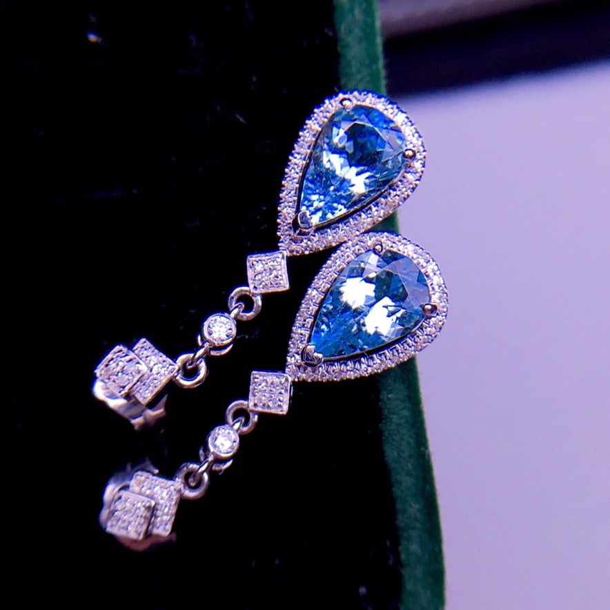 14K GOLD 2.6 CT VIVID BLUE NATURAL AQUAMARINE & DIAMOND EARRINGS - 2