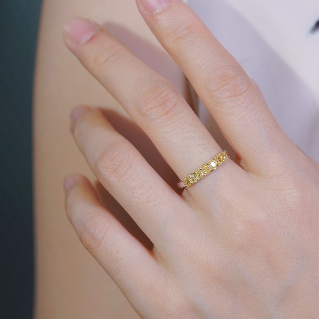 14K GOLD 0.70 CT NATURAL YELLOW DIAMOND RING - 2