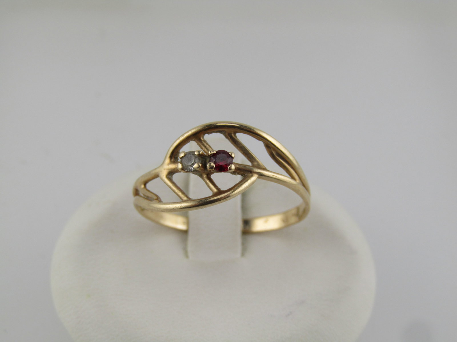 Vintage 10kt Red Spinnel Clear Stone Ring, Sz. 9.25, 1960's-1970's (1 of 7)