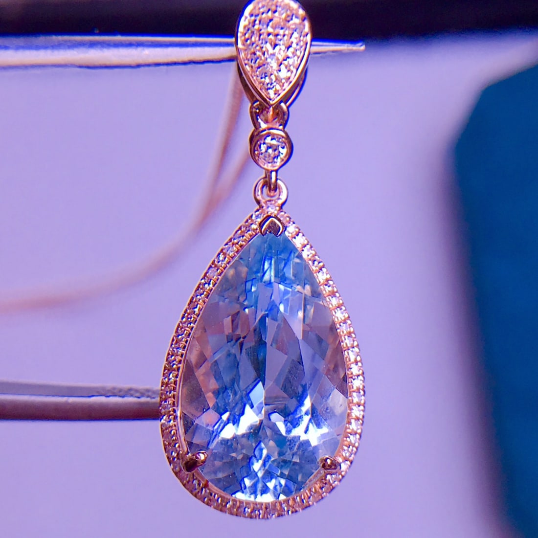 14K GOLD 4.3 CT NATURAL AQUAMARINE & DIAMOND PENDANT - 4