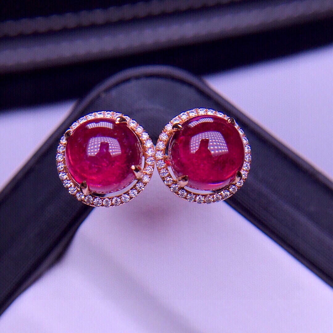14K GOLD 5.2 CT NATURAL TOURMALINE & DIAMOND EARRINGS: Title:14K GOLD 5.2 CT NATURAL TOURMALINE & DIAMOND EARRINGS Description:Ref:230656464Gold Content:14K GoldMain Gemstone:TourmalineNumber of stones:2Shape:RoundCarat Weight:5.2ct