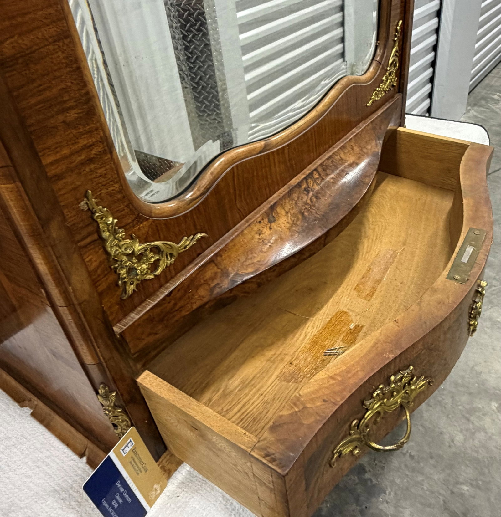 French Rococo Revival Burl Wood Mirrored Vanity/Dresser with Ormolu Mounts - 5