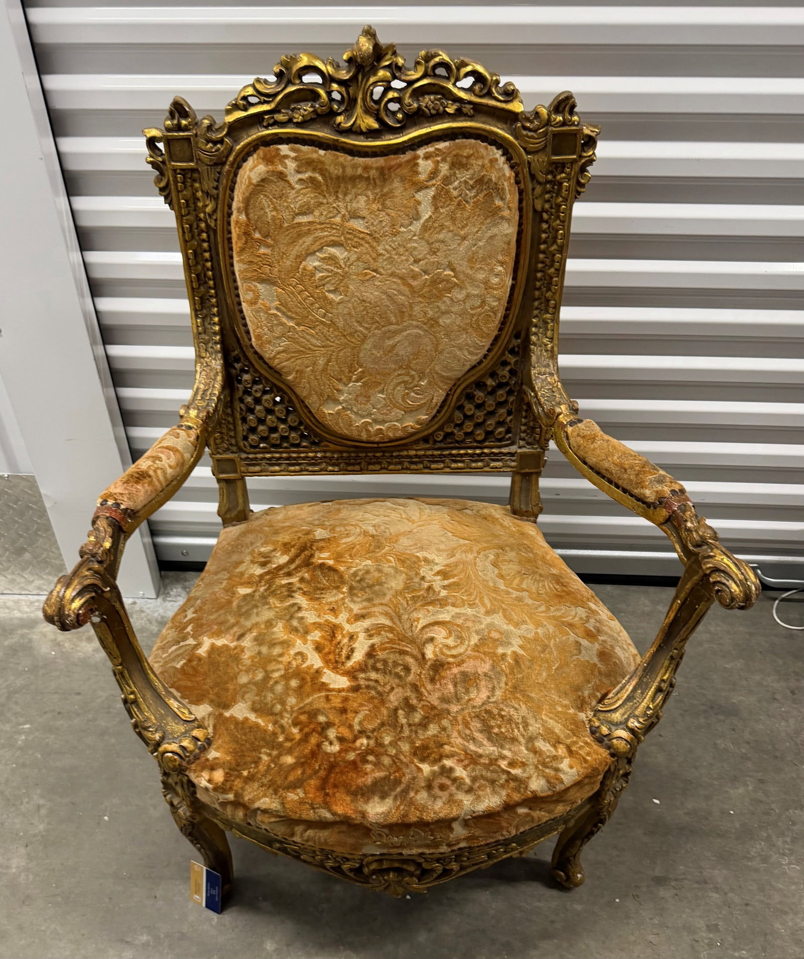 Giltwood and Upholstered Armchair in Louis XV Style - 11