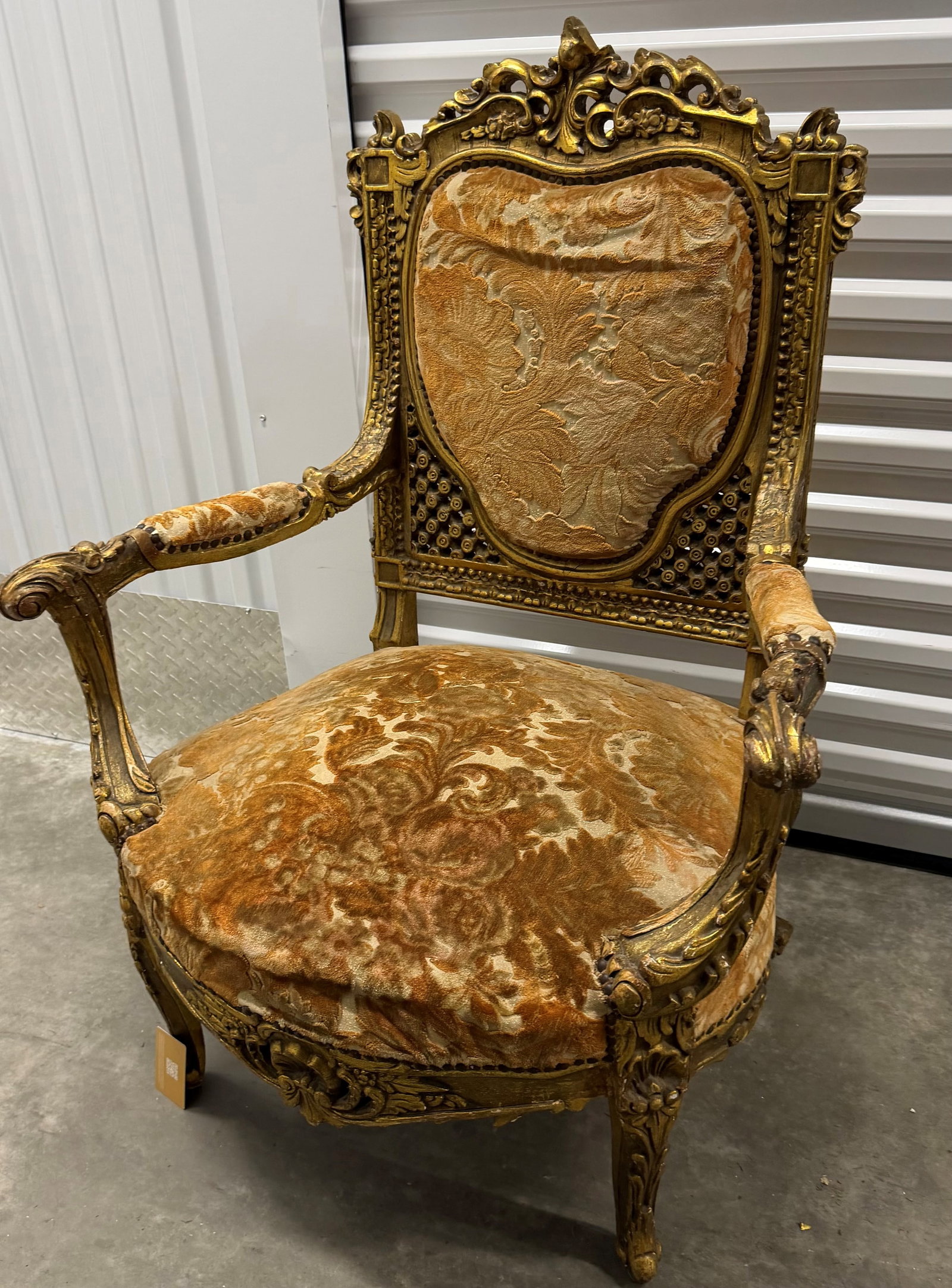 Giltwood and Upholstered Armchair in Louis XV Style - 3