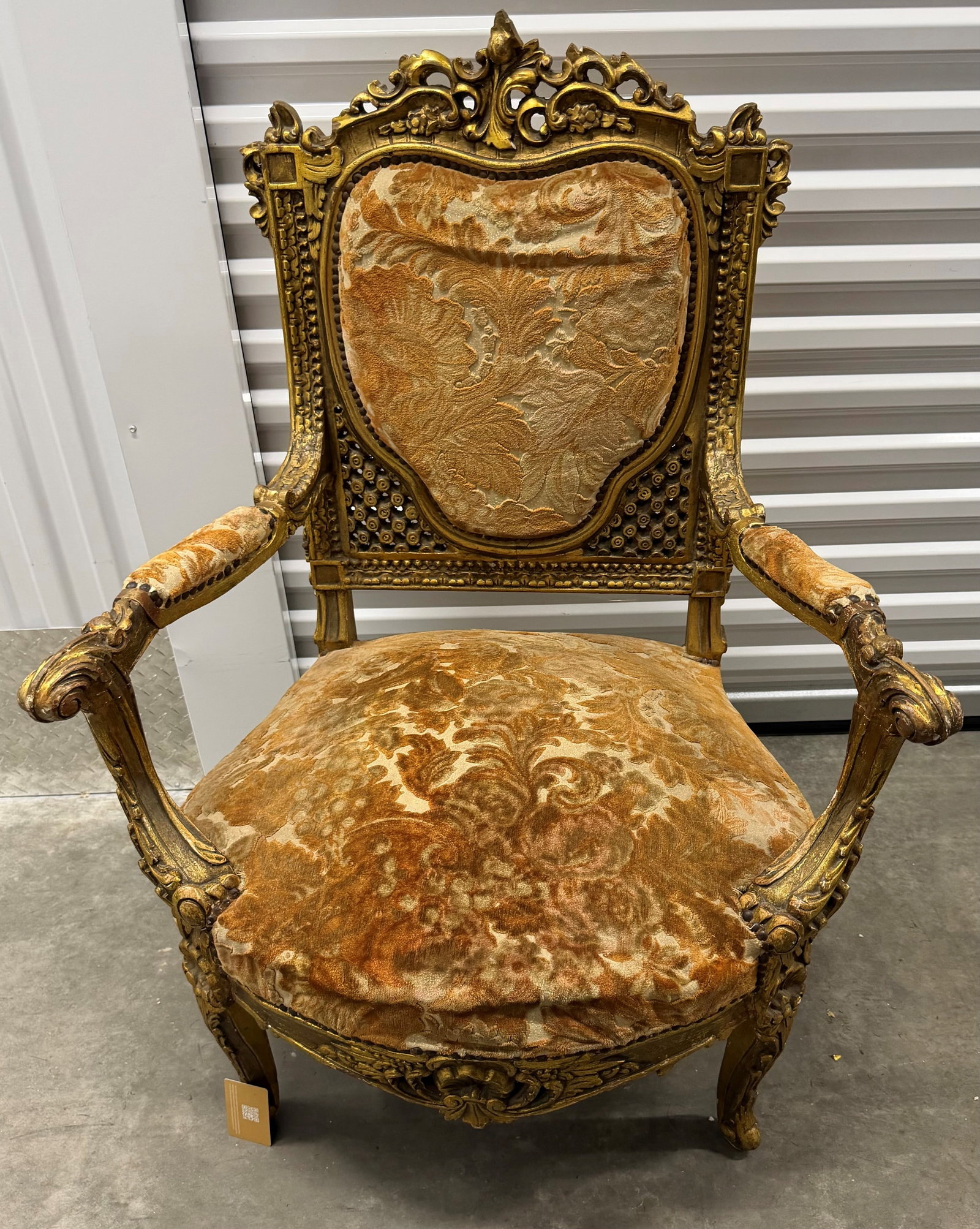 Giltwood and Upholstered Armchair in Louis XV Style - 5