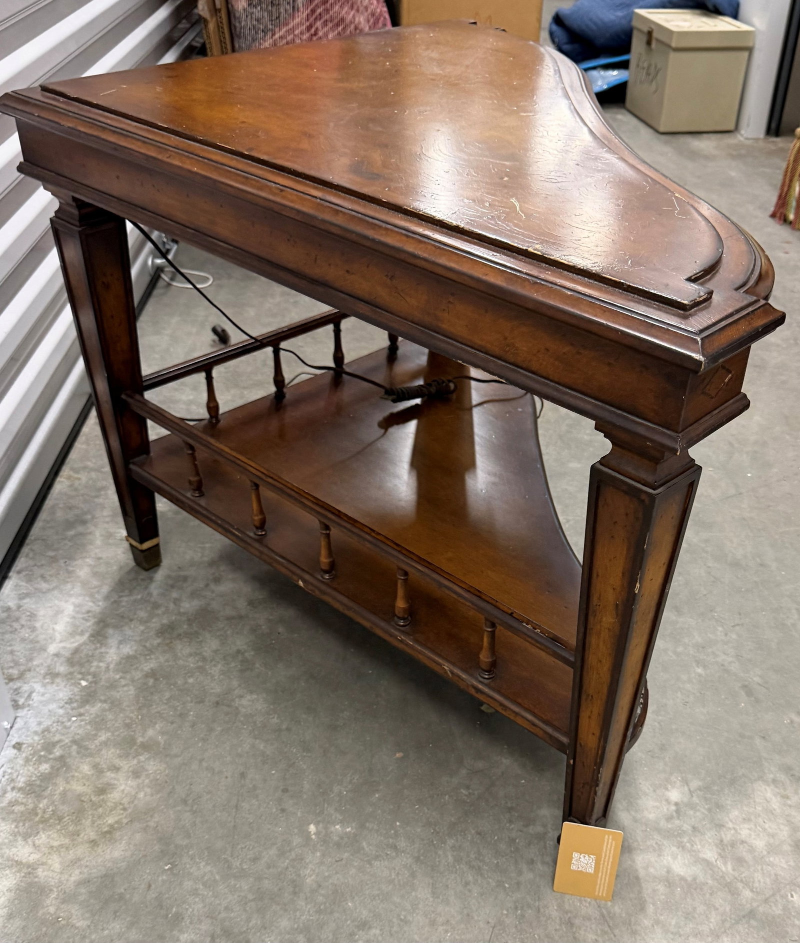 Traditional Style Mahogany Corner Table with Lower Shelf - 6