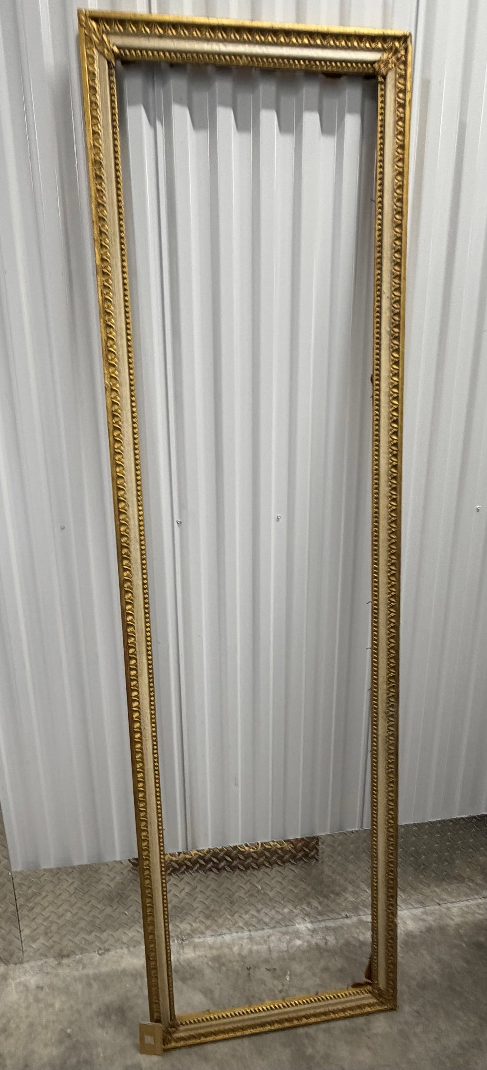 Large Giltwood and Gesso Architectural Mirror Frame - 2