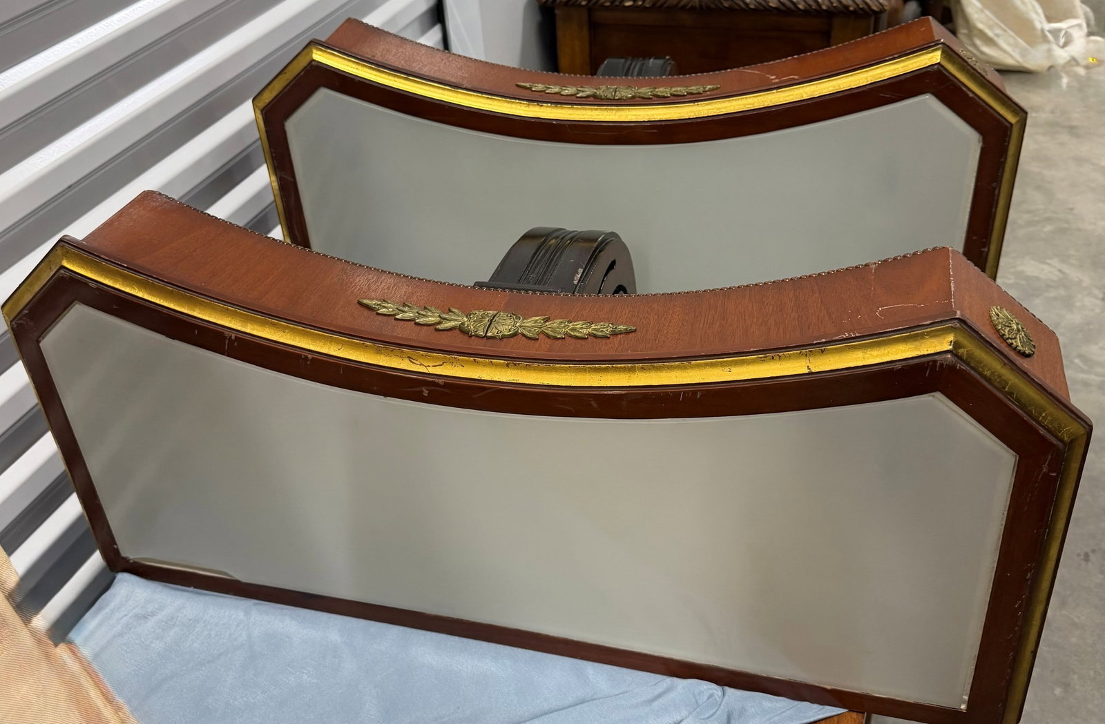 Pair of Edwardian Sconces with Faux Wood Grain and Gilt Accents - 5